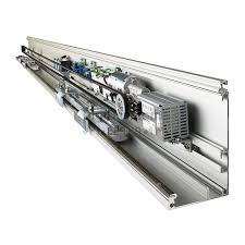 اپراتور درب شیشه ای